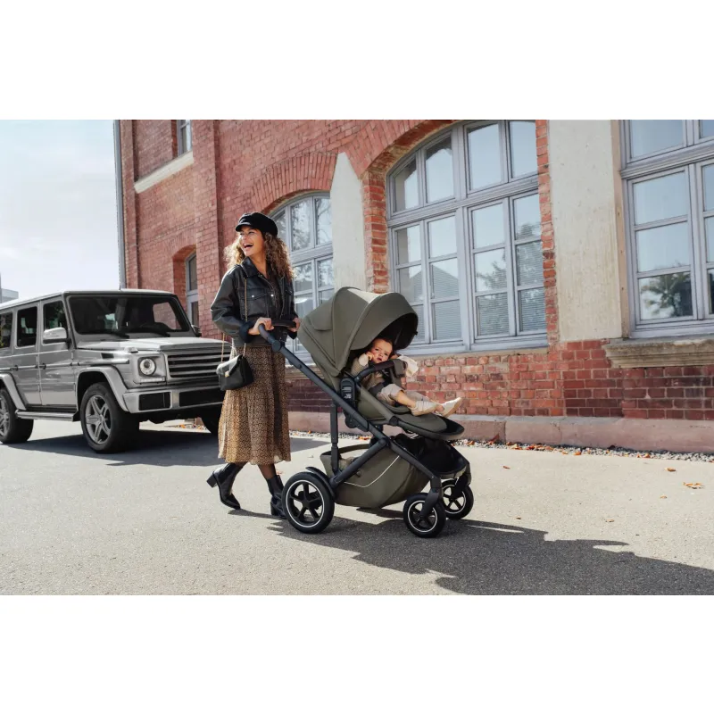 Britax Set kočárek Smile 5Z + hluboká korba + autosedačka Baby-Safe PRO + Vário Base 5Z