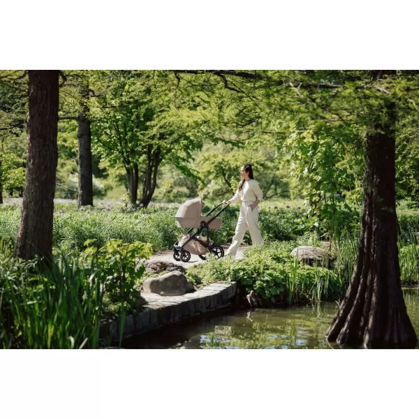 Britax Set kočárek Smile 5Z + hluboká korba + autosedačka Baby-Safe PRO + Vario Base 5Z Style