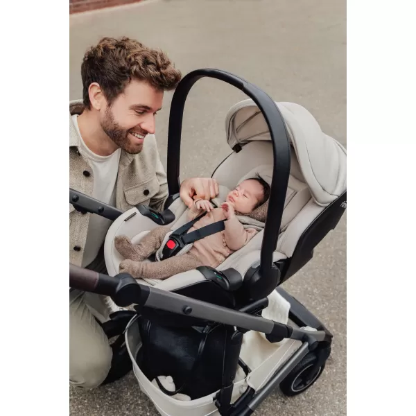 Britax Set kočárek Smile 5Z + hluboká korba